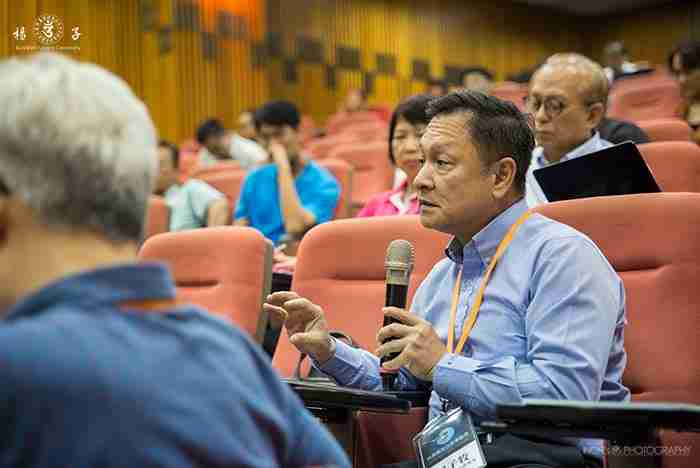  「楊子佛教禮儀」負責人楊子牧提出樹葬穴位問題，顯見早期的葬區規劃有欠長遠而周延的專業考量。