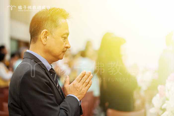 楊子佛教禮儀負責人楊子牧致力推廣能淨化人心的佛教葬禮,數十年如一日,只因心中常念 聖嚴師父說:「需要有人做而沒有人去做的事情,就我來吧!」 楊子佛教禮儀負責人楊子牧的佛教葬禮推廣日常