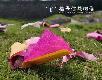 2026清明節掃墓懶人包｜連假請假攻略、祭拜流程、水果禁忌一次看｜清明節祭祖真義：發揚知恩報本的孝道與愛